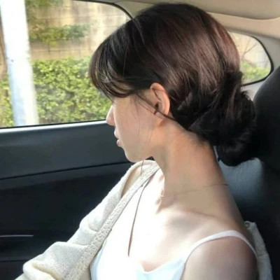 2025第一眼就吸引人的女生头像