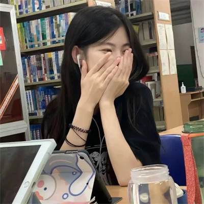 2025第一眼就吸引人的女生头像