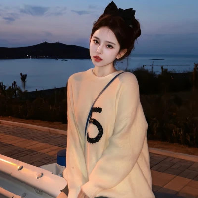 2025第一眼就吸引人的女生头像