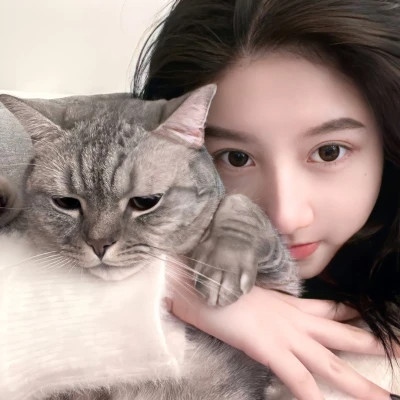 2025第一眼就吸引人的女生头像