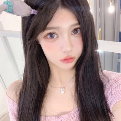 2025第一眼就吸引人的女生头像