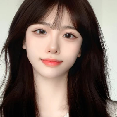 2025好看的美女头像