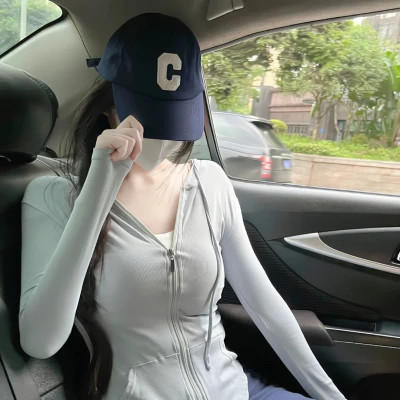 2025好看的美女头像