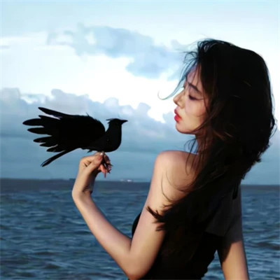 2025好看的美女头像
