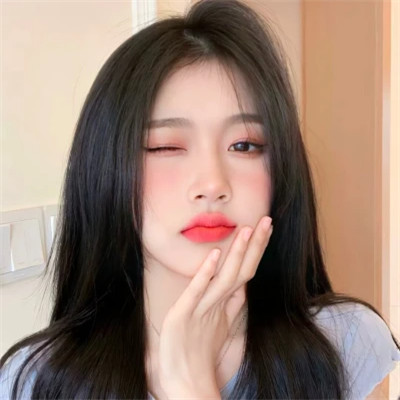 2025好看的微信头像女生