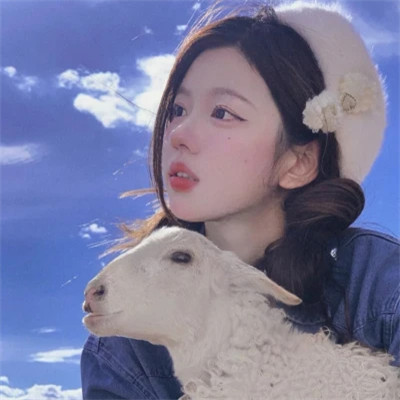 2025好看的微信头像女生