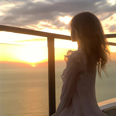 2025好看的微信头像女生