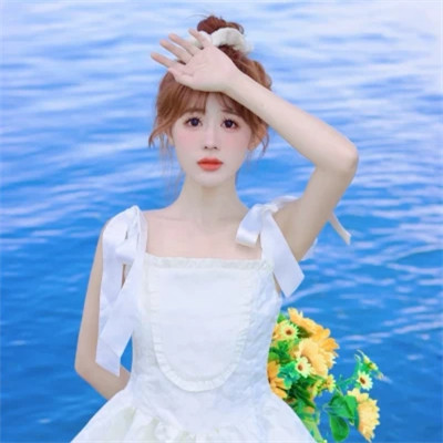 2025好看的微信头像女生