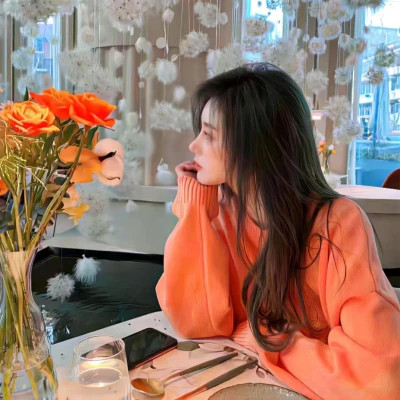 适合2025的头像女