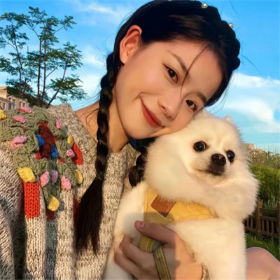 适合2025的头像女