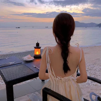 适合2025的头像女