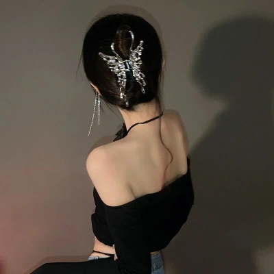 适合2025的头像女