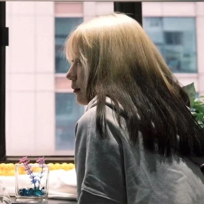 优质情头高清一男一女