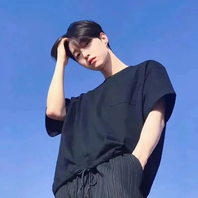 2025最火一男一女超甜超撩情头