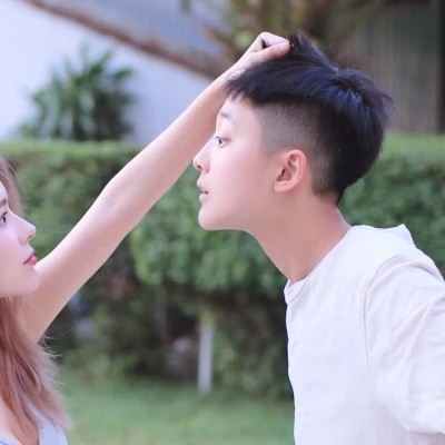 情侣头像一男一女专属2025