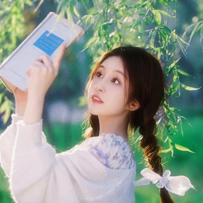 2025流行宝藏真人情侣头像