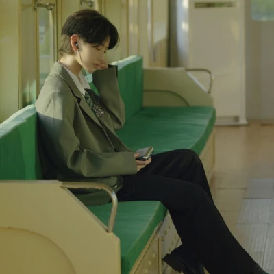 2025流行宝藏真人情侣头像