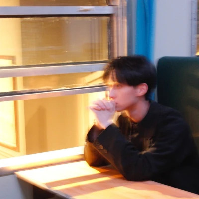 2025新款好看的男头像