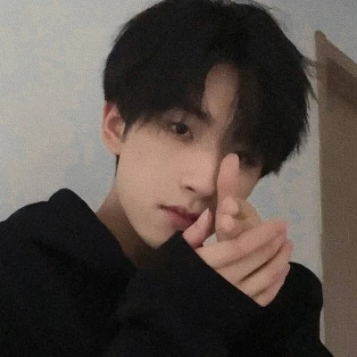 2025新款好看的男头像