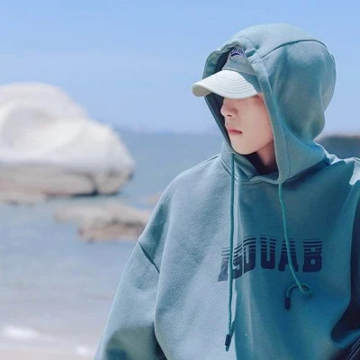 2025新款好看的男头像