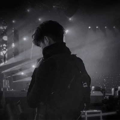 2025新款好看的男头像