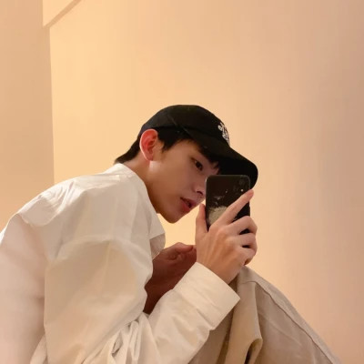 2025微信男生头像