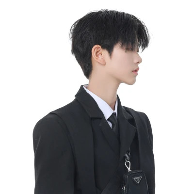 2025微信男生头像