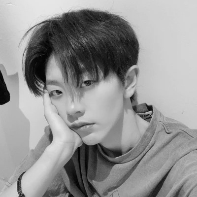 男生头像黑白真人