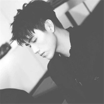 2025个性流行头像男生图片
