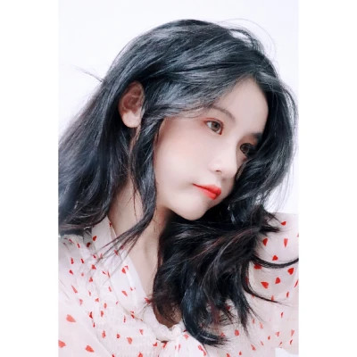 白边女头