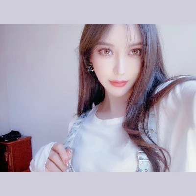白边女头