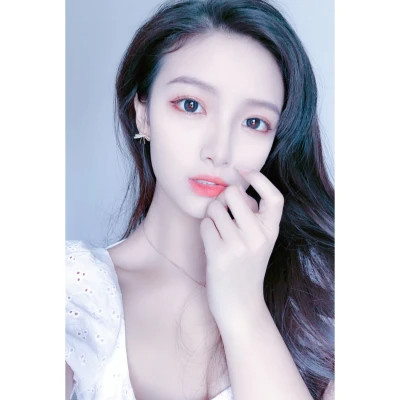 白边女头
