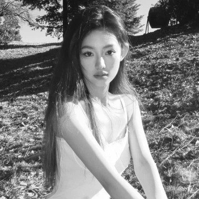 女生头像闺蜜真人黑白