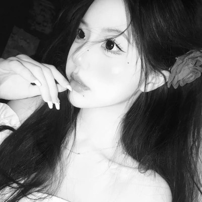 女生头像闺蜜真人黑白
