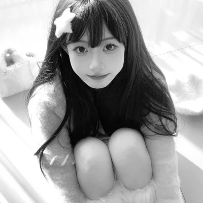 女生头像闺蜜真人黑白