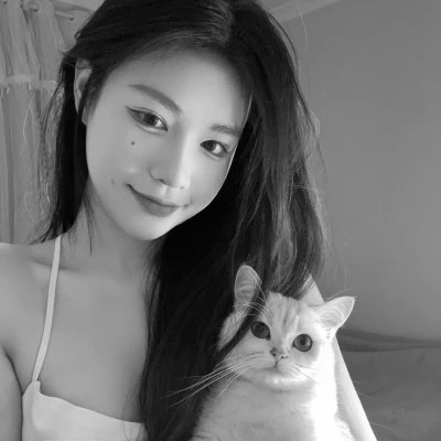 黑白少女闺蜜头像真人