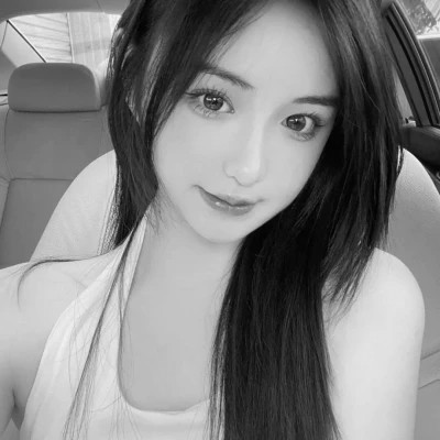 黑白少女闺蜜头像真人