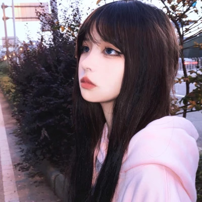 真人头像女闺蜜头像
