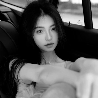 黑白4人女生闺蜜头像真人