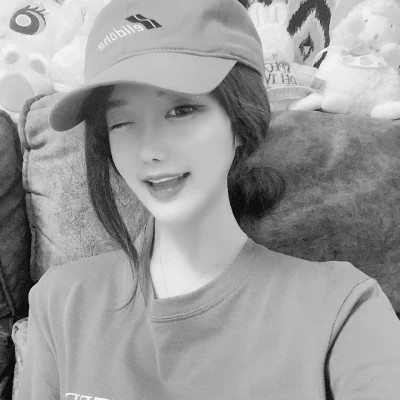 闺蜜头像黑白四人真人女