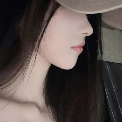 高颜值女生头像性感
