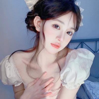高颜值女生头像性感