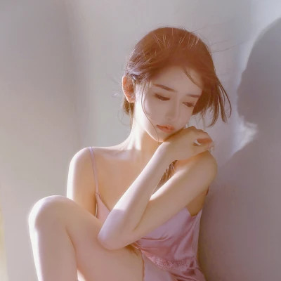 高颜值女生头像性感