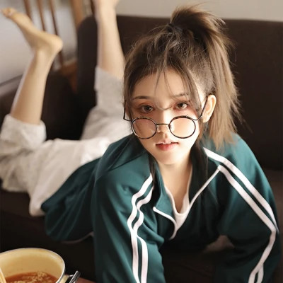 颜值超高的女生头像真人