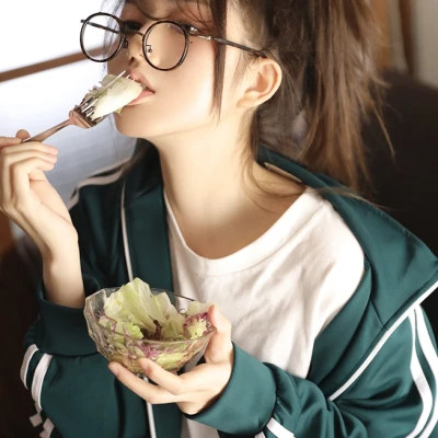 颜值超高的女生头像真人
