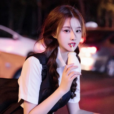 温柔简约女生头像