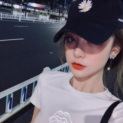 高颜值女生头像可爱