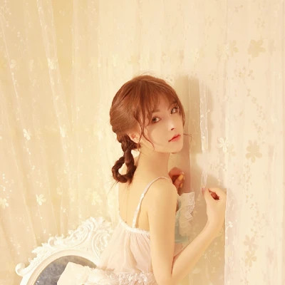 精致女人图片唯美头像