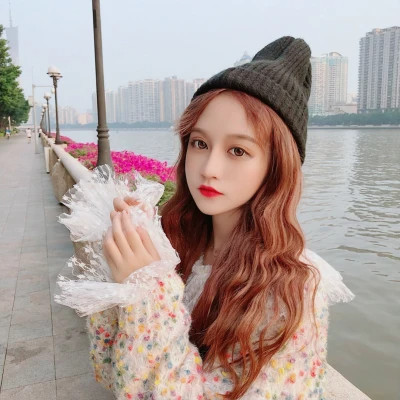 2025永久不换的头像真人女