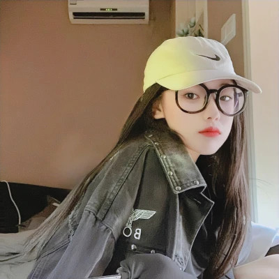 2025永久不换的头像真人女